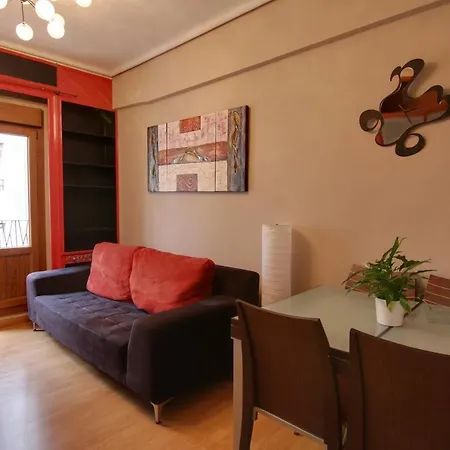 Apartamento Cerca Ayuntamiento Con Aire Acond Y Con Garaje Opcional * Bilbao