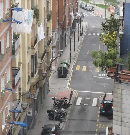 Apartamento Cerca Ayuntamiento Con Aire Acond Y Con Garaje Opcional * Bilbao